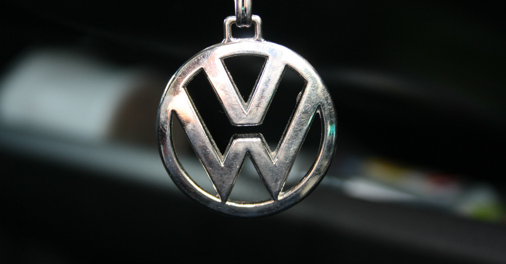 07.20.16 - Volkswagen Logo