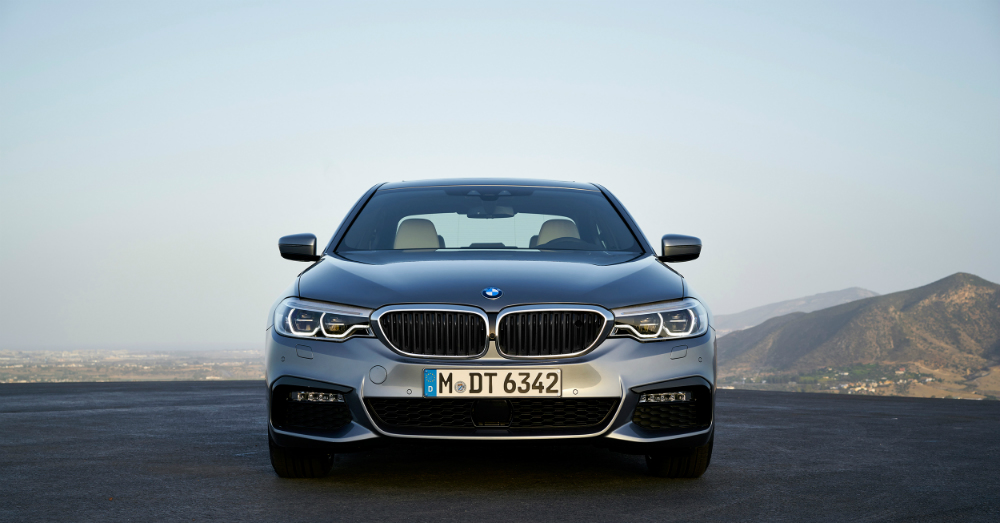 11.09.16 - 2017 BMW 5 Series
