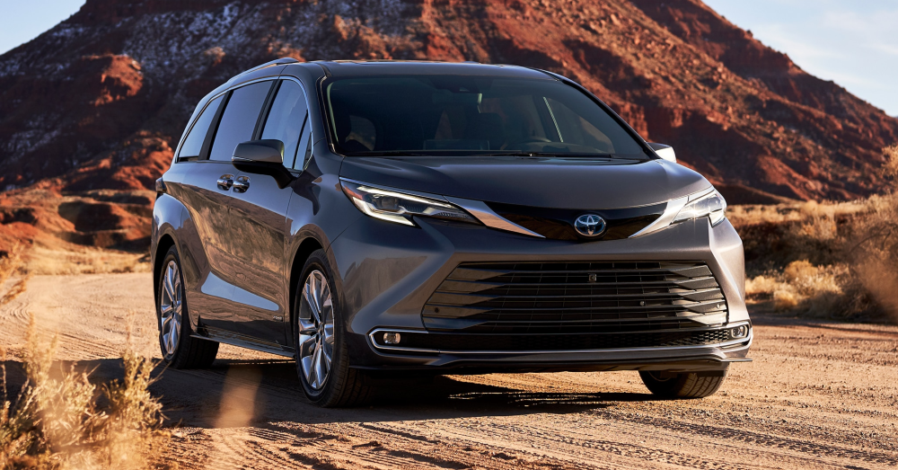 The New Toyota Sienna Gives You Advanced Driving Technology